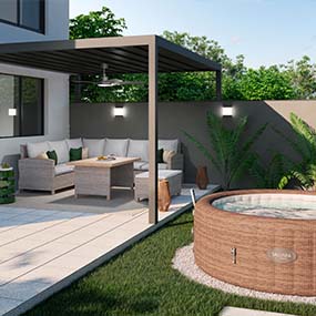 PATIO CON JARDÍN GARRISON