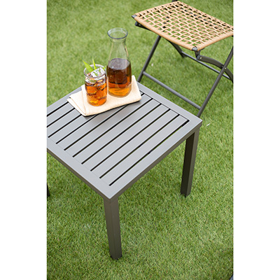 MESA DECORATIVA CUADRADA FIJA 45.9 X 48 CM CAFÉ DE ACERO