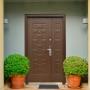 PUERTA EXTERIOR DE SEGURIDAD CON FIJO 18 PASADORES 120 X 213 CM IZQUIERDA EMBERO TIPO MADERA