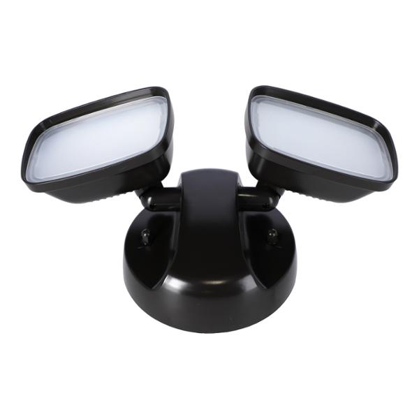 LÁMPARA REFLECTORA EXTERIOR LUZ NEUTRA LED 28 W