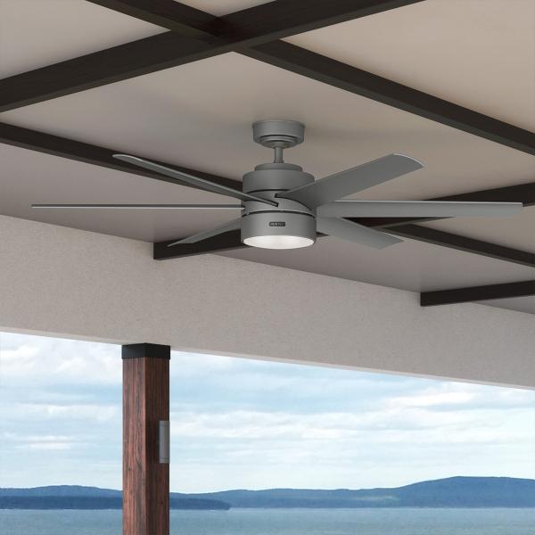 VENTILADOR DE TECHO SOLARIA 60" MODERNO PARA EXTERIOR CON LED INTEGRADO PLATA