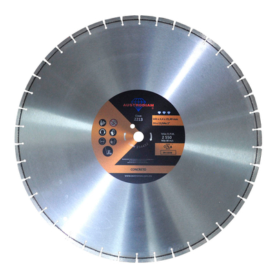 DISCO DE DIAMANTE SEGMENTADO PARA CONCRETO CORTADORA DE PISO 24"
