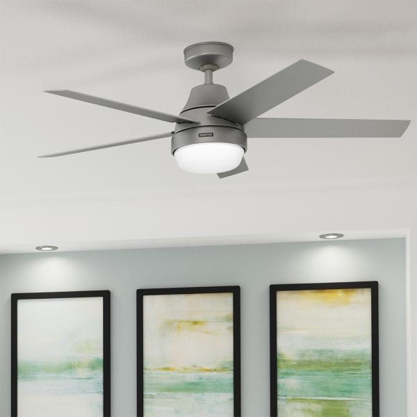 VENTILADOR DE TECHO AERODYNE 52" MODERNO PARA INTERIOR CON LUZ PLATA