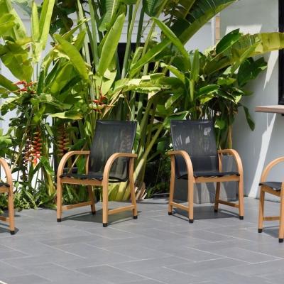 JUEGO DE JARDÍN COMEDOR MANHATTAN CARVER 4 PIEZAS ALUMINIO NEGRO