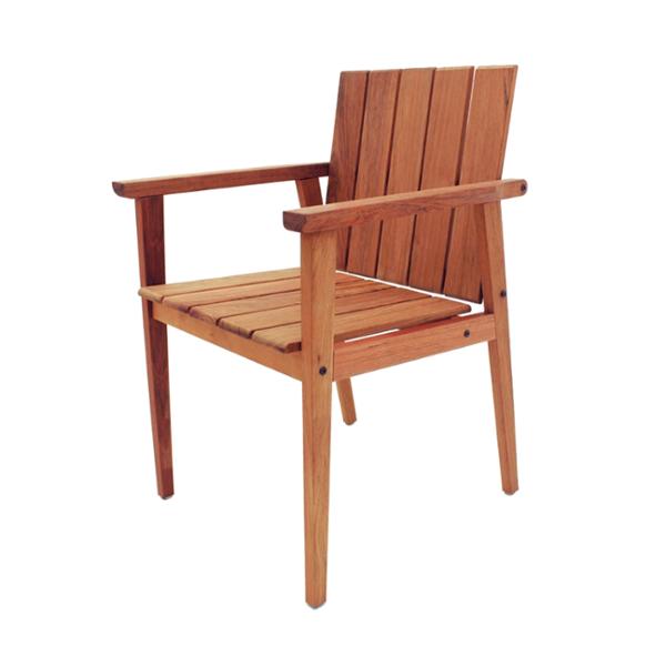 SILLA CON REPOSABRAZOS DE JATOBÁ
