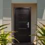 PUERTA EXTERIOR SEGURIDAD 8 PASADORES 96 X 213 CM IZQUIERDA CHOCOLATE
