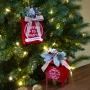COLGANTE NAVIDEÑO BUZÓN CON FOLLAJE 1 PIEZA 18 CM METAL ROJO / BLANCO 2 DISEÑOS DIFERENTES
