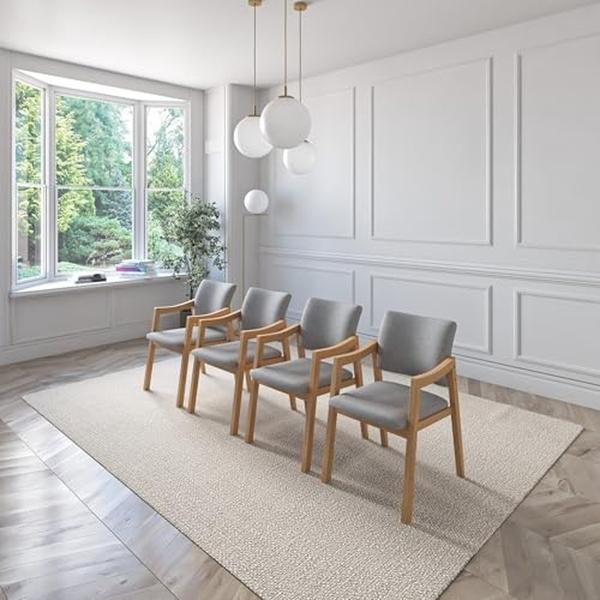 SET DE 4 SILLAS DE COMEDOR LESSON DE MADERA DE ROBLE CON TAPIZADO GRIS CLARO