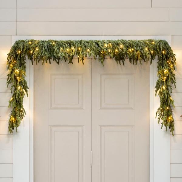 GUIRNALDA NAVIDEÑA NORFOLK CON LUZ LED 270 CM