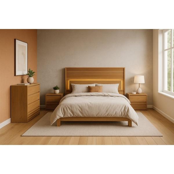 RECAMARA KING SIZE DE 4 PIEZAS CON CABECERA CON LUZ, 2 BUROS Y CAJONERA COLOR NATURAL MADERA IND