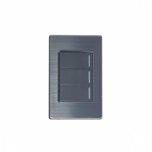 PLACA METÁLICA CON 3 INTERRUPTORES SENCILLOS DE 1 MÓDULO ANODIZADO.
