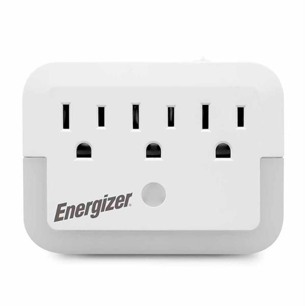 MULTICONTACTO ENERGIZER CON 3 SALIDAS USB Y LUZ DE NOCHE