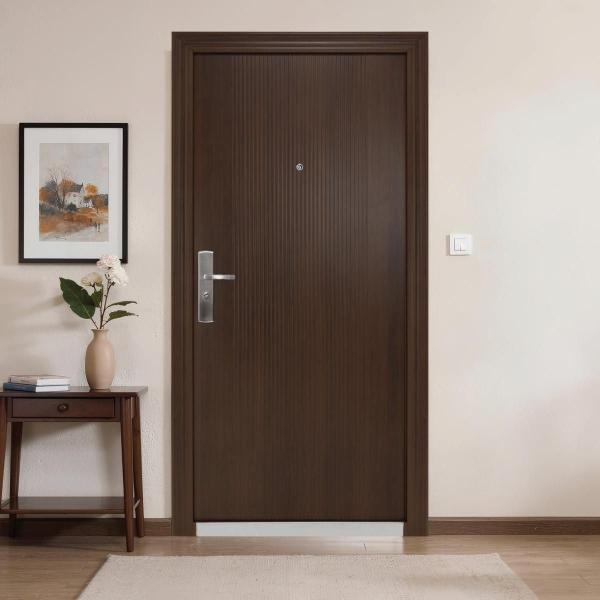 PUERTA DE SEGURIDAD CON 11 PASADORES Y CERRADURA TRADICIONAL 95 X 205 CM APERTURA REVERSIBLE NOGAL